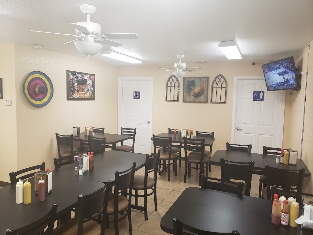 El Guero Hotdogs & Grill | restaurant | 3663 Bullhead Pkwy, Bullhead City, AZ 86442, USA | 9286052718 OR +1 928-605-2718