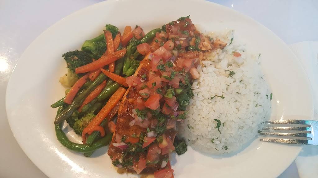 Cancun Mexican Grill | restaurant | 716 Broadway, Massapequa, NY 11758, USA | 5165907755 OR +1 516-590-7755