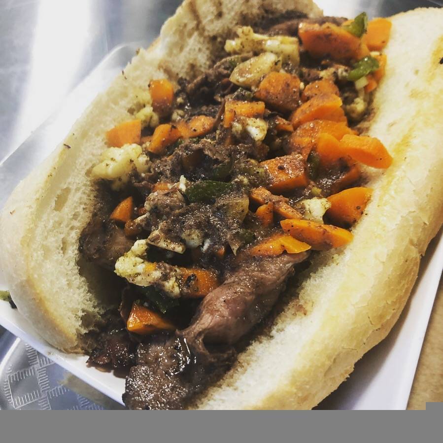 Carbon Pit Beef | restaurant | 520 N 4th St, Minneapolis, MN 55401, USA | 6128089670 OR +1 612-808-9670