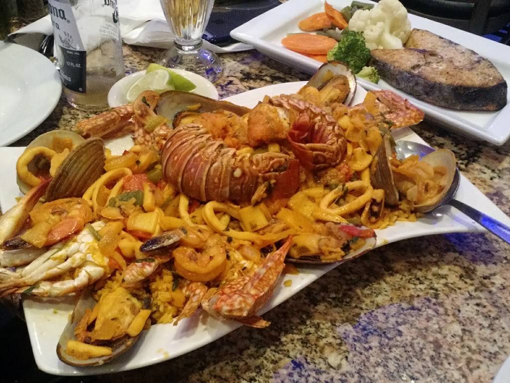 Malecon | restaurant | 5592 Broadway, Bronx, NY 10463, USA | 7184325155 OR +1 718-432-5155