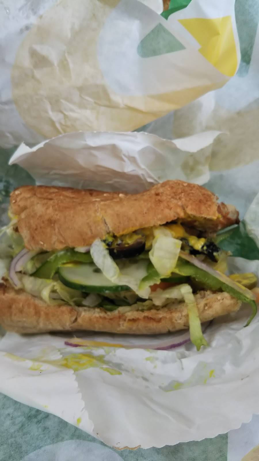 Subway | meal takeaway | 94-799 Lumiaina St Building 2, Suite 2L, Waipahu, HI 96797, USA | 8086767879 OR +1 808-676-7879