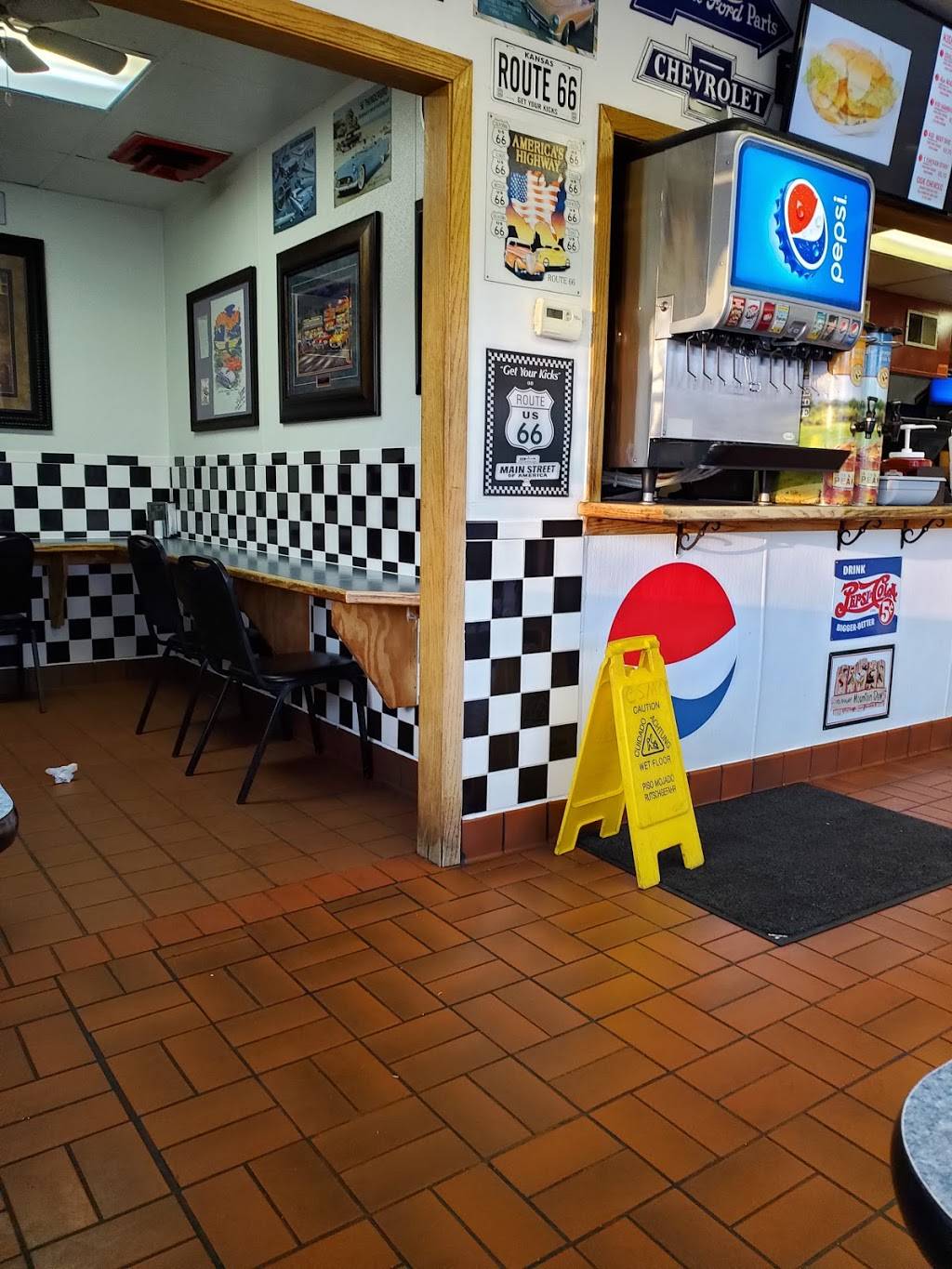 West Street Burgers | restaurant | 130 S West St, Wichita, KS 67213, USA | 3169439441 OR +1 316-943-9441