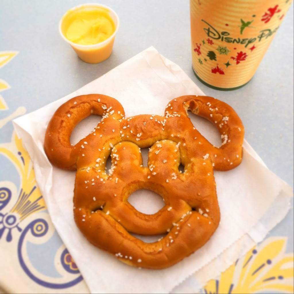 Refreshment Corner | meal takeaway | 4401 Floridian Way, Anaheim, CA 92802, USA | 7147813463 OR +1 714-781-3463