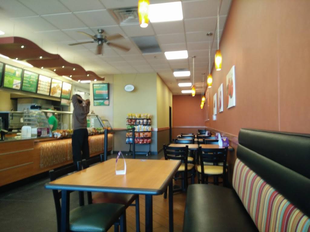 Subway | restaurant | 340 Lycoming Mall Rd, Muncy, PA 17756, USA | 5705463680 OR +1 570-546-3680