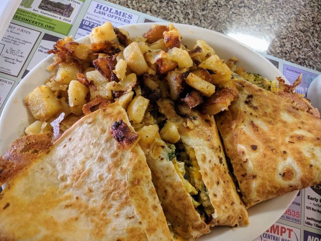 Lou Rocs Diner | restaurant | 1074 W Boylston St, Worcester, MA 01606, USA | 5088526888 OR +1 508-852-6888