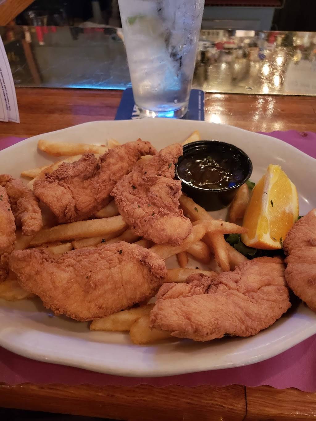 Weathervane Tavern | restaurant | 85 Railroad Ave, South Hamilton, MA 01982, USA | 9784682600 OR +1 978-468-2600