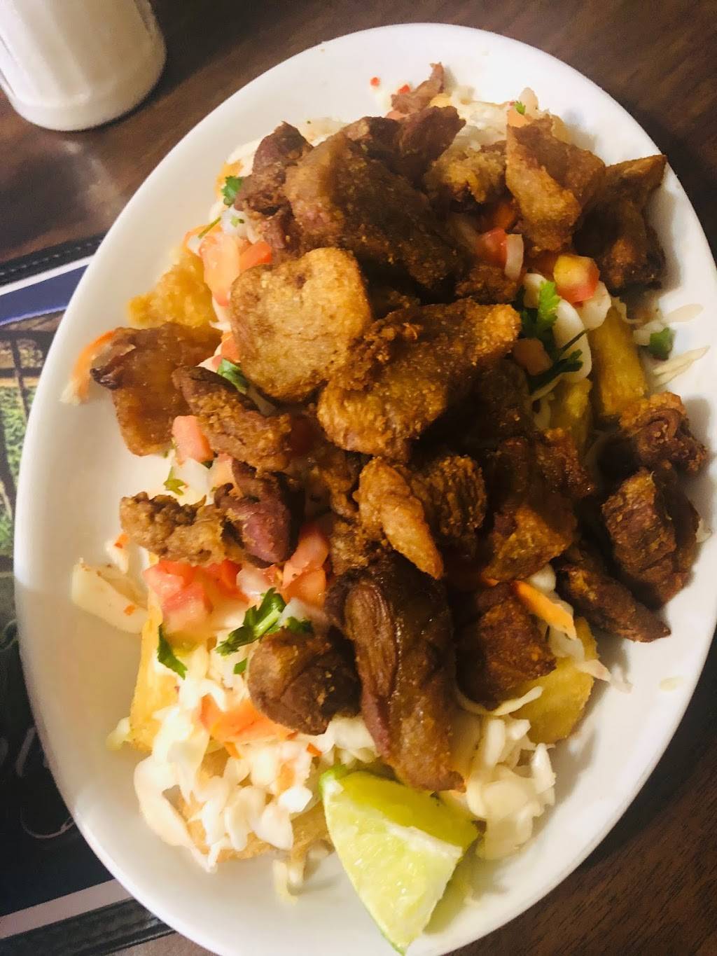 Izalco Restaurant | restaurant | 4377 W 26th St, Chicago, IL 60623, USA | 7735222050 OR +1 773-522-2050