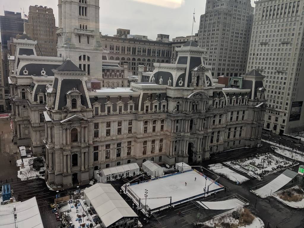 Two Penn Center Building | restaurant | 2 Penn Center Plz, Philadelphia, PA 19102, USA | 2155685468 OR +1 215-568-5468