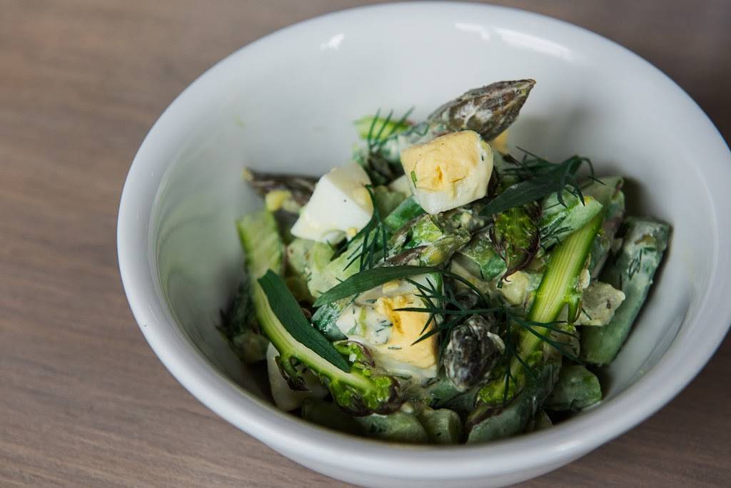 Grand Army Tavern | restaurant | 901 NE Oneonta St, Portland, OR 97211, USA | 5038416195 OR +1 503-841-6195