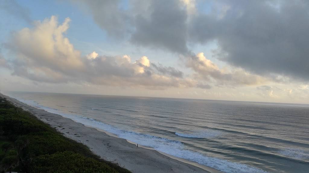 Atlantic Jacks Grill | restaurant | 1665 N Hwy A1A, Indialantic, FL 32903, USA | 3217234222 OR +1 321-723-4222