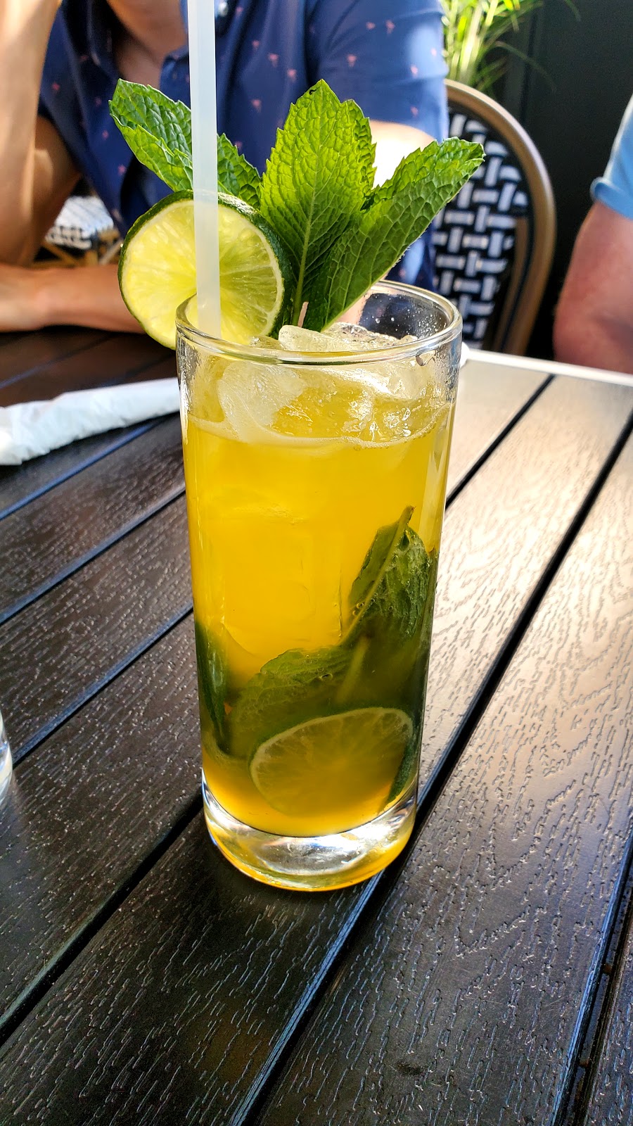 Mojitos | restaurant | 233 N Maclay Ave Unit A, San Fernando, CA 91340, USA | 8186390339 OR +1 818-639-0339