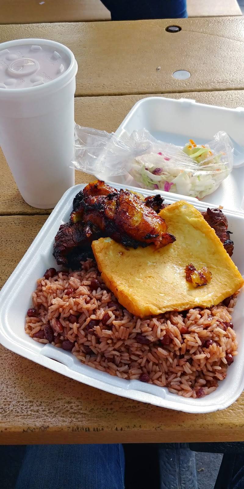 Pinolandia | restaurant | 119 NW 12th Ave, Miami, FL 33128, USA | 3053258663 OR +1 305-325-8663