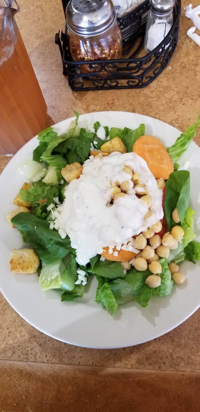 Joes Place Pizza & Pasta | restaurant | 5555 Lee Hwy, Arlington, VA 22207, USA | 7035320990 OR +1 703-532-0990