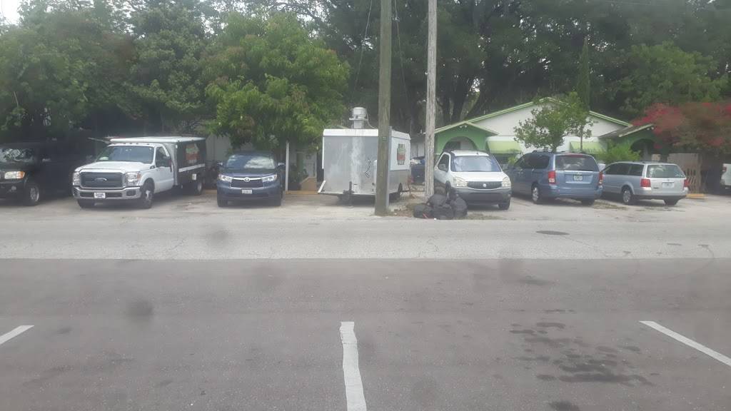 Taqueria Las Mariposas | restaurant | 8739 N 48th St, Tampa, FL 33617, USA | 8133607287 OR +1 813-360-7287