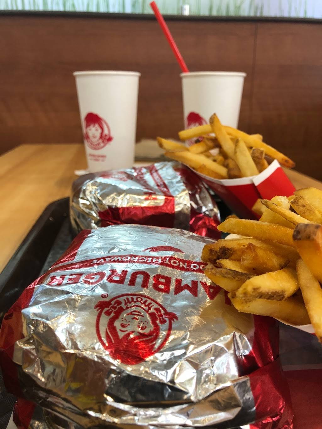 Wendys | restaurant | 13090 SW 120th St, Miami, FL 33186, USA | 3052520144 OR +1 305-252-0144