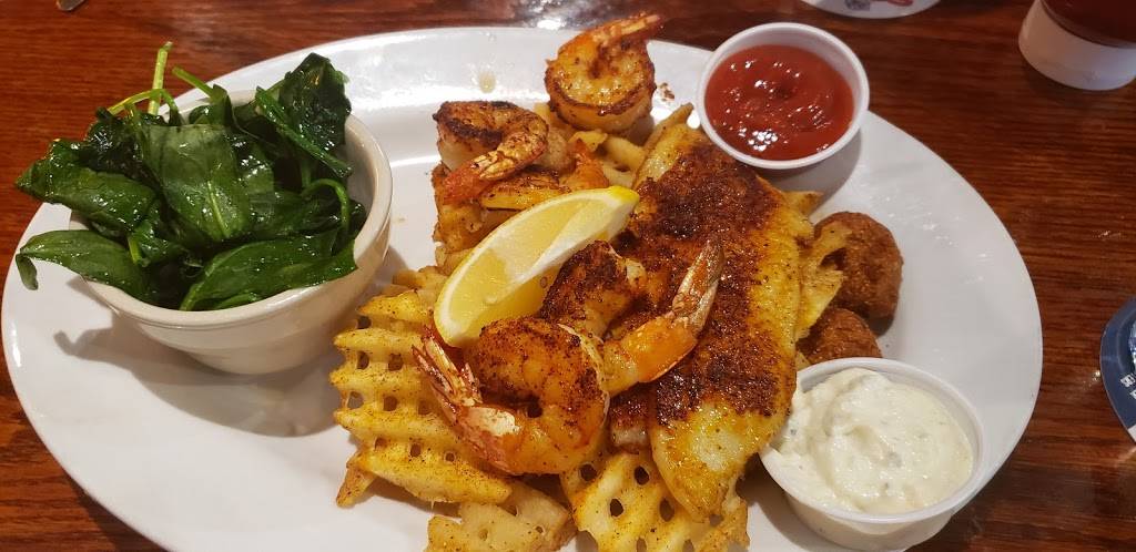 Fish City Grill | restaurant | 581 W Debbie Ln, Mansfield, TX 76063, USA | 8172252094 OR +1 817-225-2094