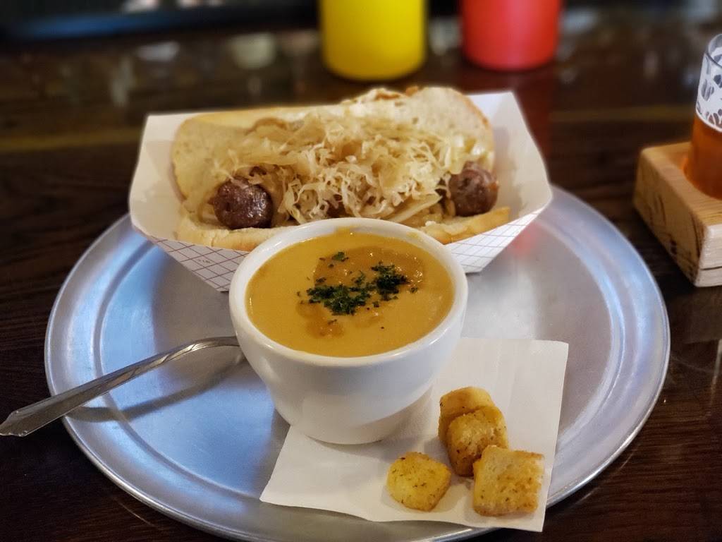 Guild Wurst Tavern Home To BootN Flute Brewery | restaurant | 53 2nd St, Coralville, IA 52241, USA | 3193331740 OR +1 319-333-1740