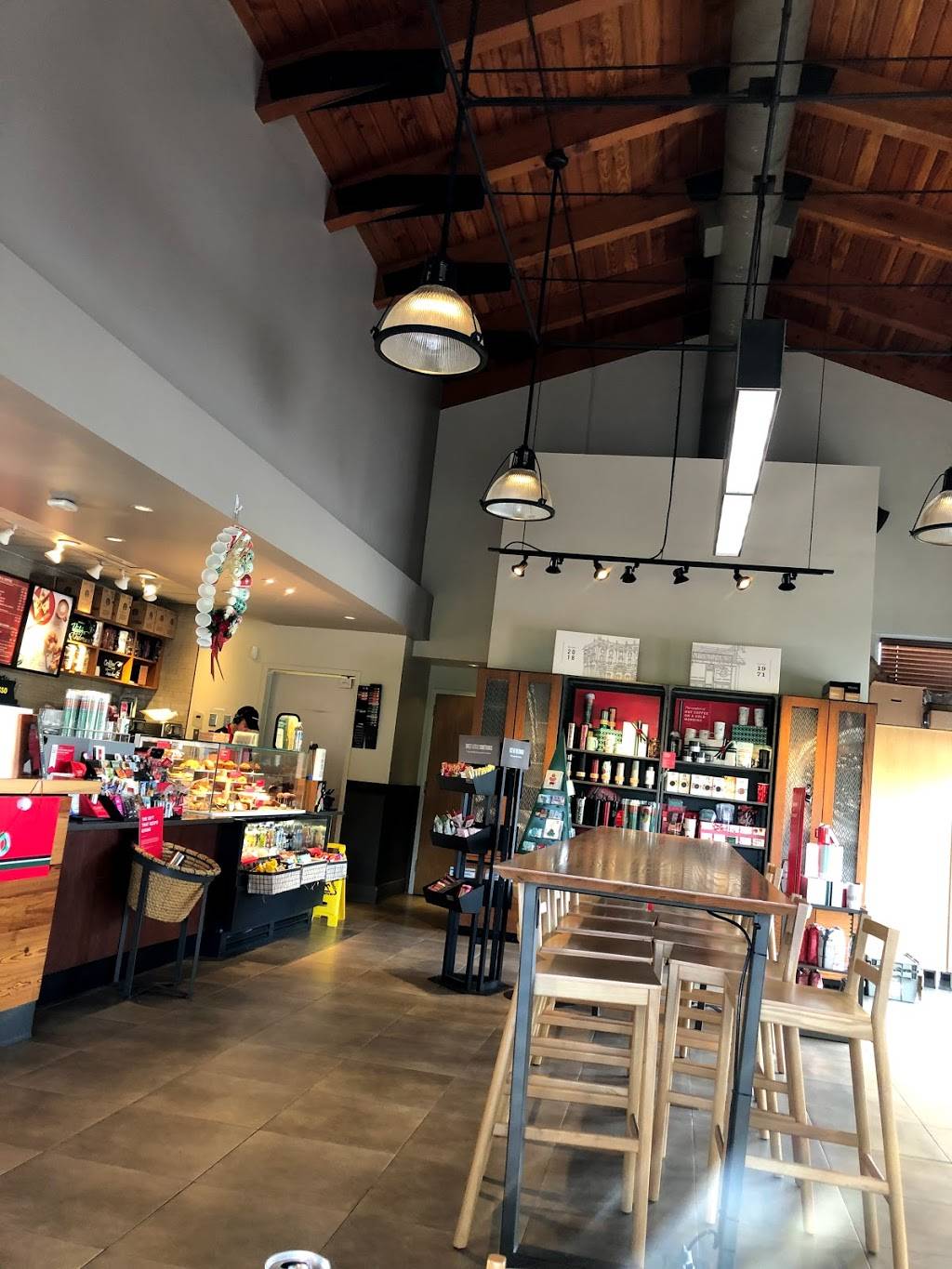 Starbucks | cafe | 9222 Anderson Rd, Tampa, FL 33634, USA | 8138908718 OR +1 813-890-8718