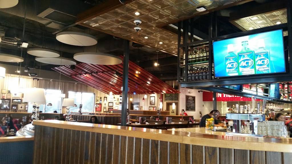 TGI Fridays | restaurant | 4701 Firestone Blvd, South Gate, CA 90280, USA | 3235662979 OR +1 323-566-2979