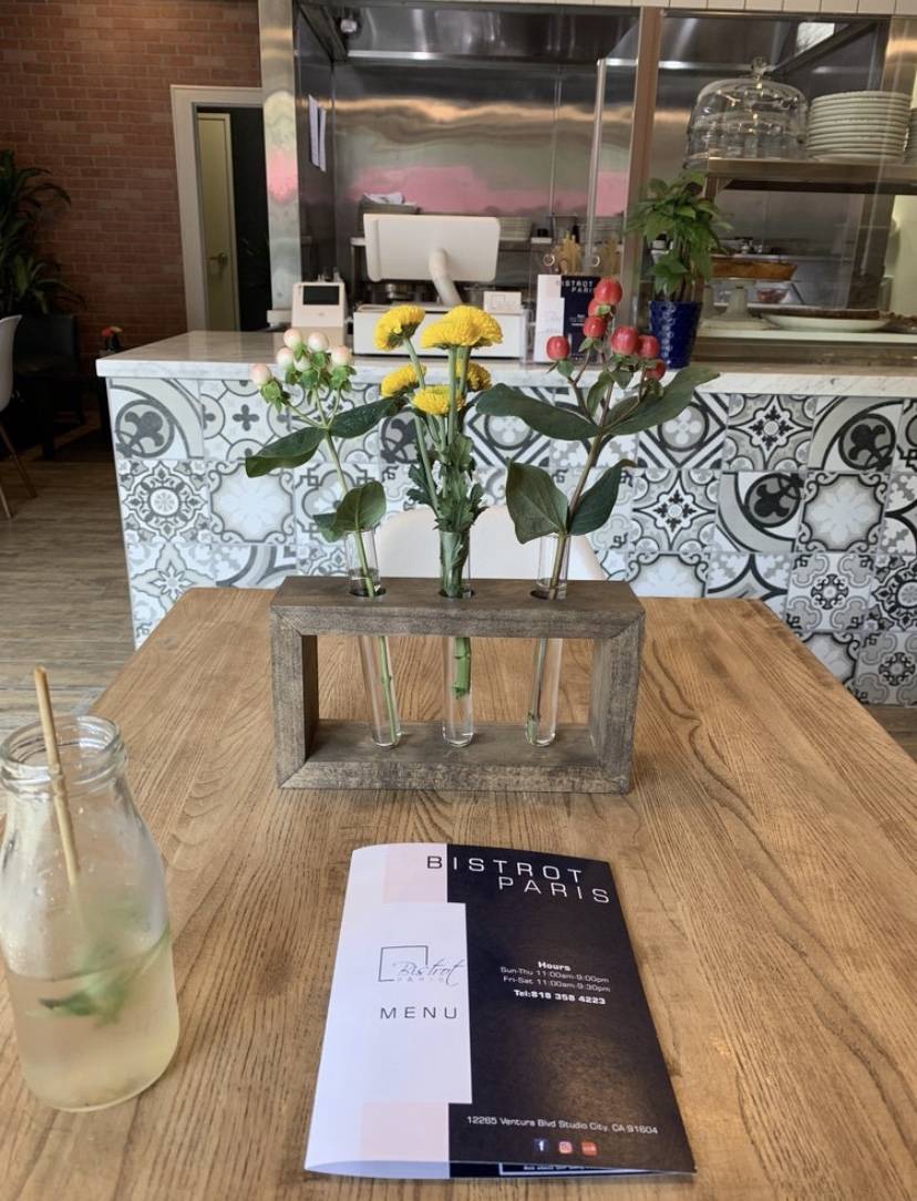 Bistrot Paris | restaurant | 12265 Ventura Blvd, Studio City, CA 91604, USA | 8183584223 OR +1 818-358-4223