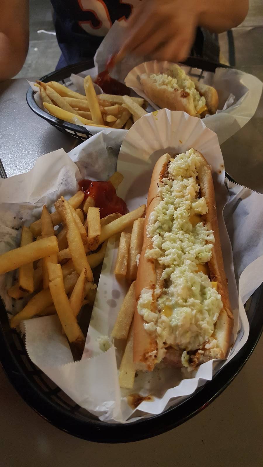 Sno-Cap Drive in | restaurant | 618 West Ave, North Augusta, SC 29841, USA | 8032794004 OR +1 803-279-4004