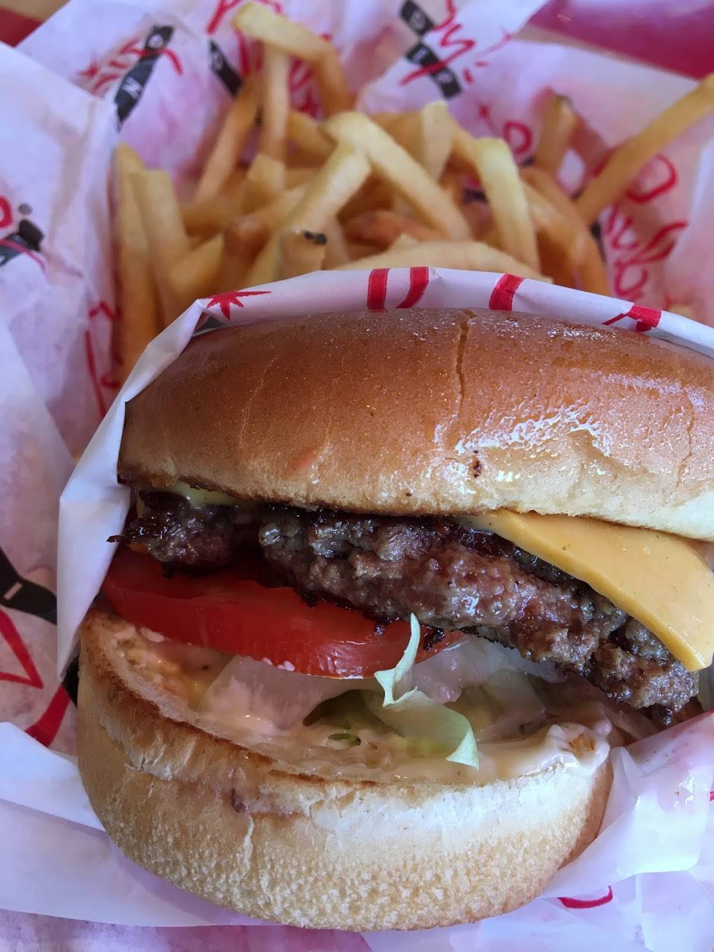 Rubys Diner | restaurant | 101 W Avenida Vista Hermosa, San Clemente, CA 92672, USA | 9494927829 OR +1 949-492-7829