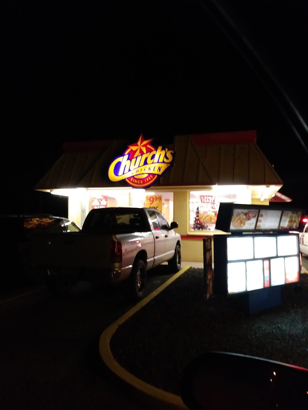 Churchs Texas Chicken | restaurant | Indian Rte 7, Chinle, AZ 86503, USA | 9286743450 OR +1 928-674-3450