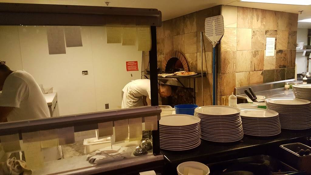 Bella Napoli Pizzeria | restaurant | 1200 Villa Pl #206, Nashville, TN 37212, USA | 6158911387 OR +1 615-891-1387