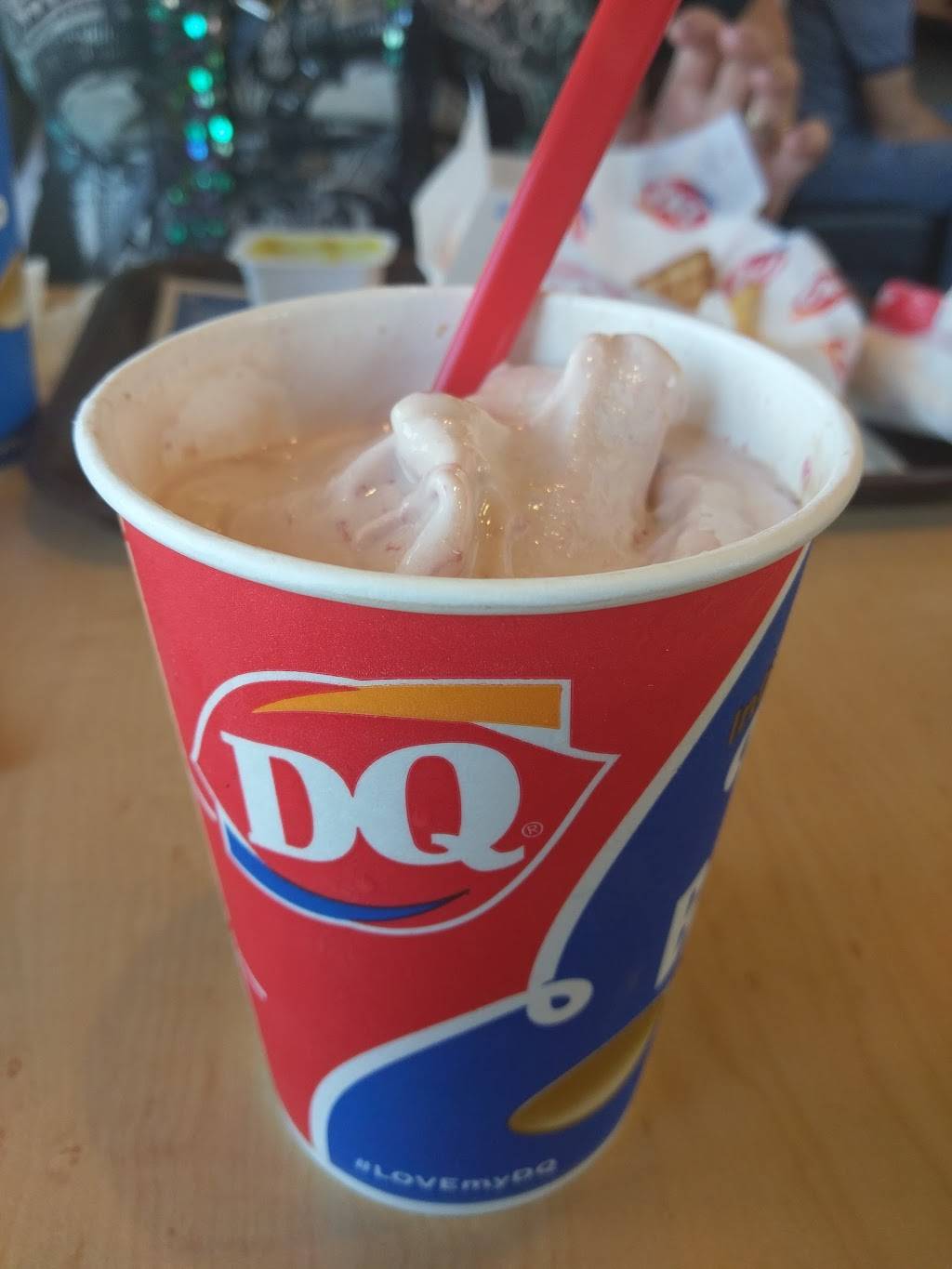 Dairy Queen Grill & Chill | restaurant | 2590 W Old US Hwy 441, Mt Dora, FL 32757, USA | 3523835092 OR +1 352-383-5092