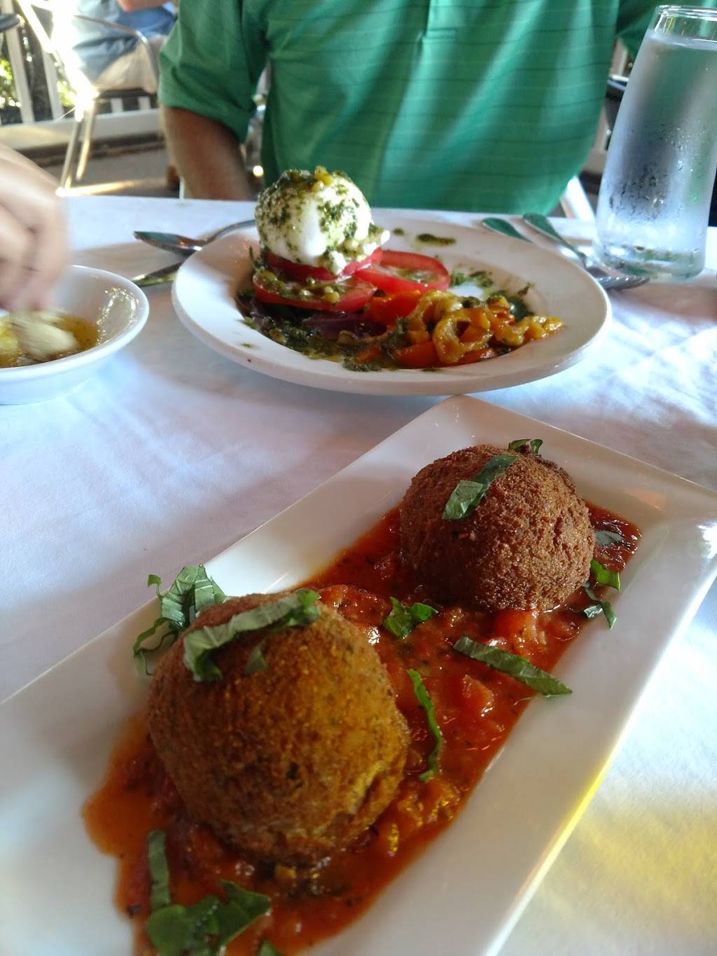 Angelinas | restaurant | 655 Main St, Ogunquit, ME 03907, USA | 2076460445 OR +1 207-646-0445