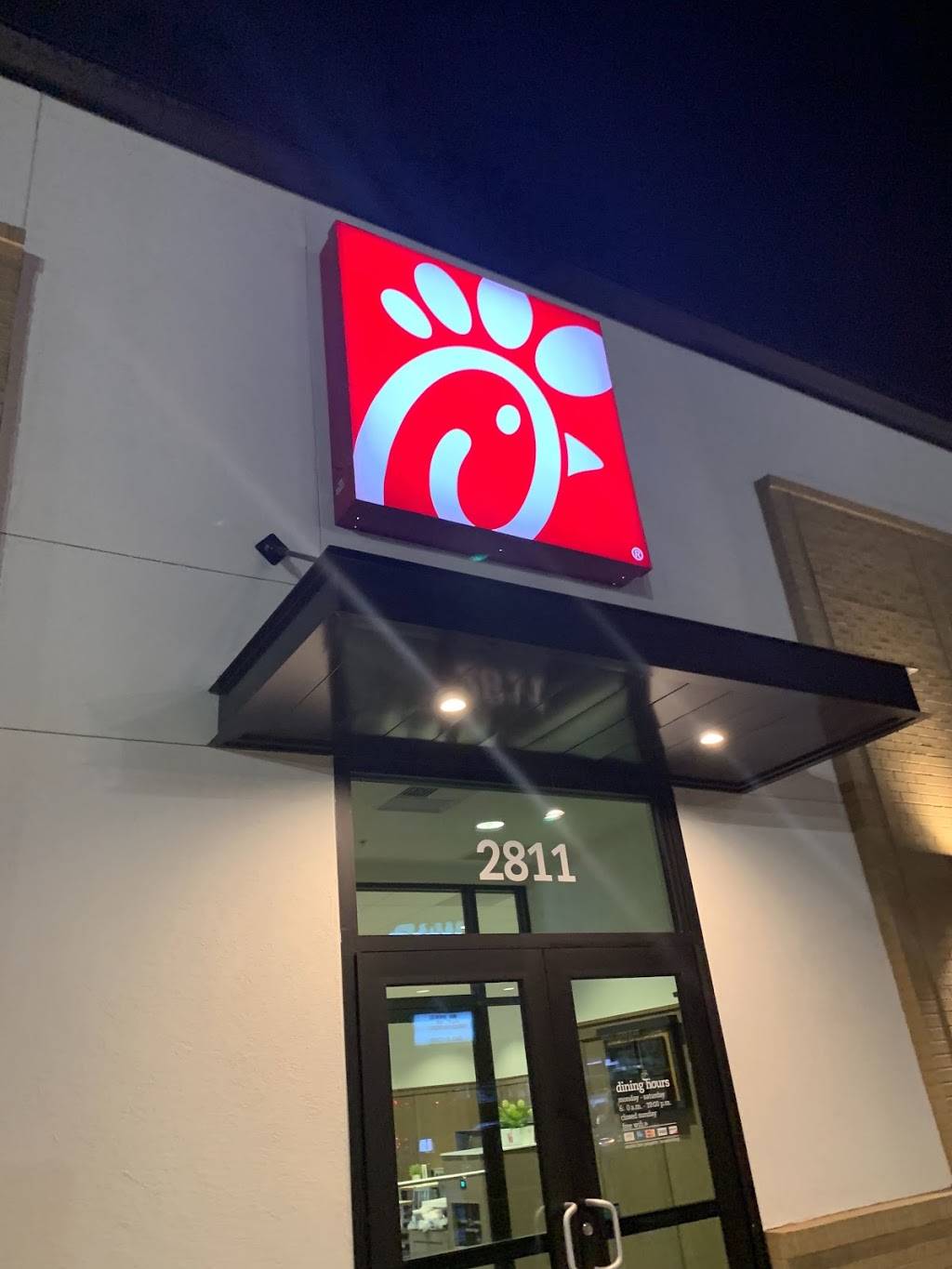 Chick-fil-A | restaurant | 2811 E Fowler Ave, Tampa, FL 33612, USA | 8136315110 OR +1 813-631-5110