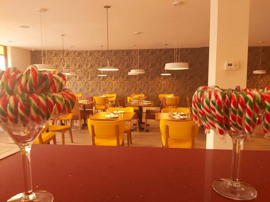 Fiori Zucchini Ristorante | restaurant | 438 Kerr St #5, Oakville, ON L6K 3C4, Canada | 9058085450 OR +1 905-808-5450