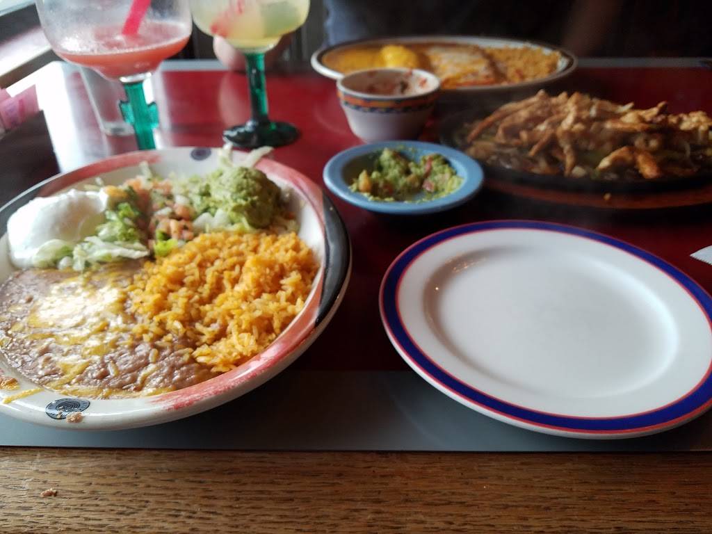 La Palma Family Mexican Restaurant | restaurant | 3456 15th Ave W, Seattle, WA 98119, USA | 2062841001 OR +1 206-284-1001