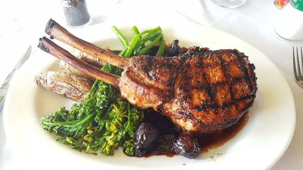 Volare | restaurant | 48992 Pontiac Trail, Wixom, MI 48393, USA | 2489607771 OR +1 248-960-7771