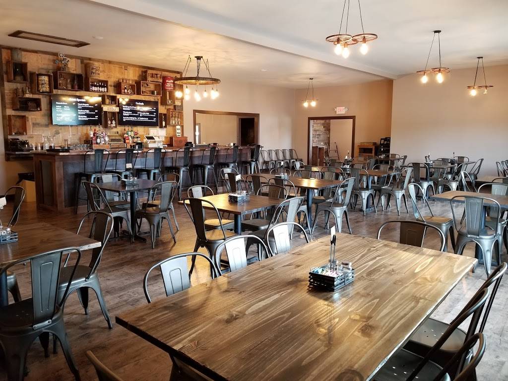 Reclaimed Food & Spirits | restaurant | 125 N Co Rd 425E, Arcola, IL 61910, USA | 2179549330 OR +1 217-954-9330