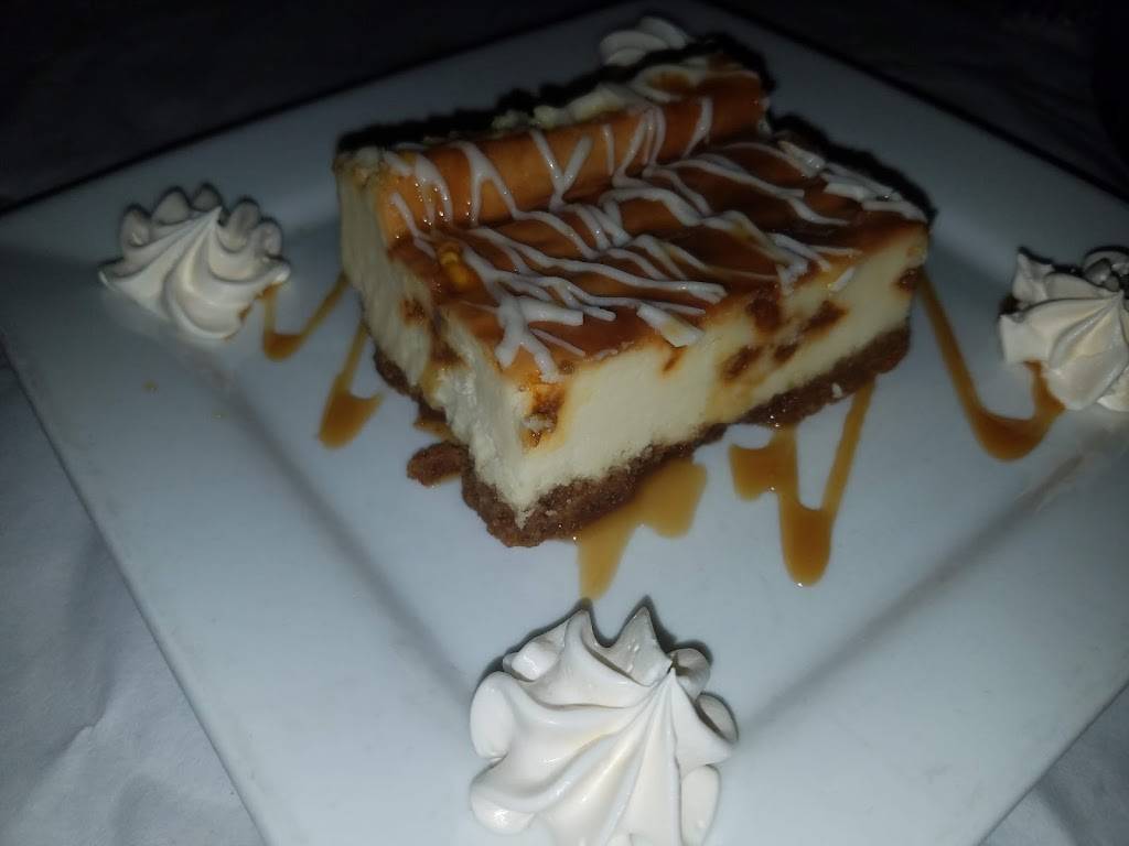 Labemis Tavern & Restaurant | restaurant | 109 N Main St, Crystal Lake, IL 60014, USA | 8154593336 OR +1 815-459-3336