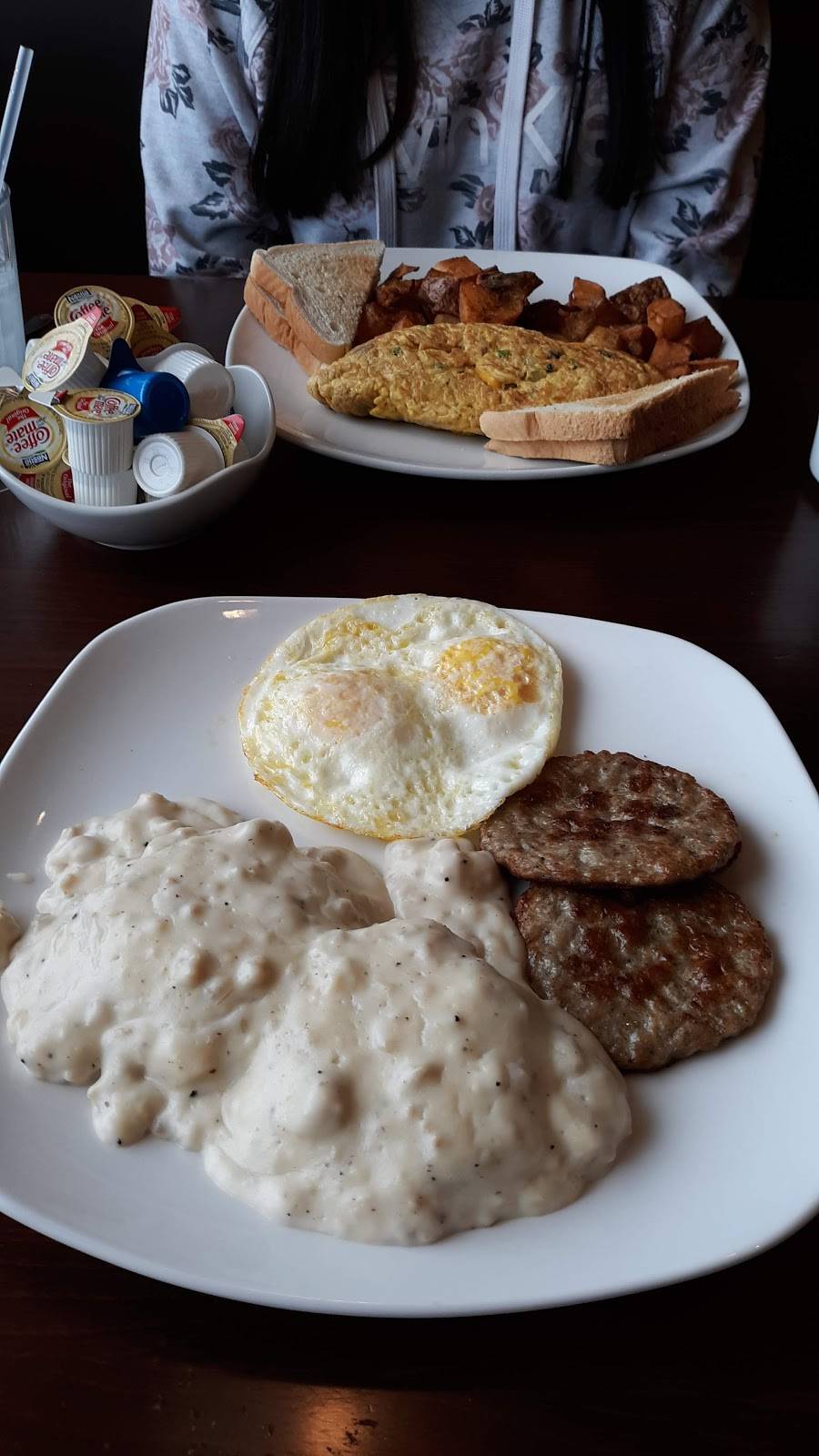 Royal Oak Family Restaurant | restaurant | 1400 St Gaspar Dr, Rensselaer, IN 47978, USA | 2199640077 OR +1 219-964-0077