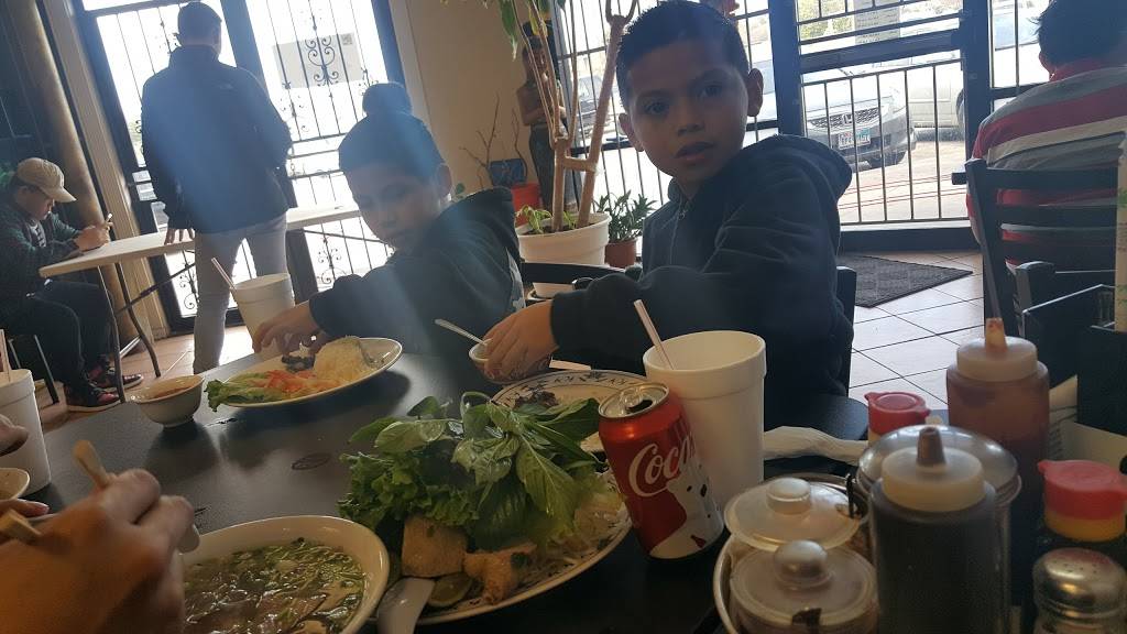 Pho Hu Tieu Nam Vang | restaurant | 1517 Gears Rd E, Houston, TX 77067, USA | 2818750399 OR +1 281-875-0399