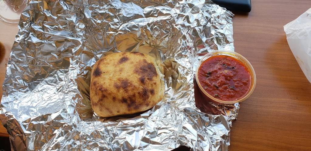 8 1/2 Church Hill | restaurant | 2709 E Marshall St, Richmond, VA 23223, USA | 8047880812 OR +1 804-788-0812