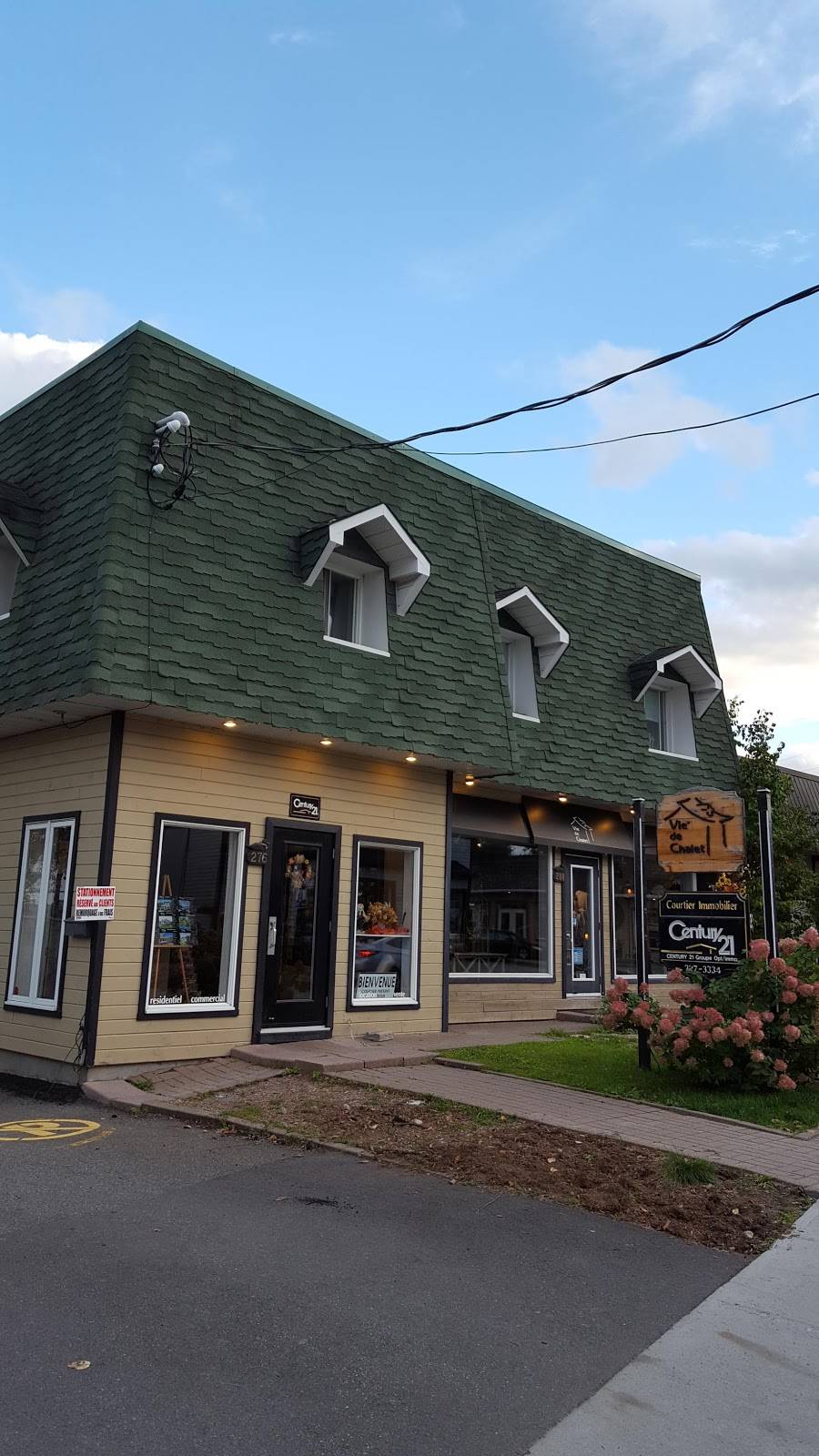 Lezvos | restaurant | 429 Rue Principale, Saint-Sauveur, QC J0R 1R4, Canada | 4502274170 OR +1 450-227-4170