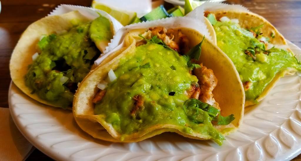 Los Tres Potrillos | restaurant | 1004 4th Ave, Brooklyn, NY 11232, USA | 7187888484 OR +1 718-788-8484