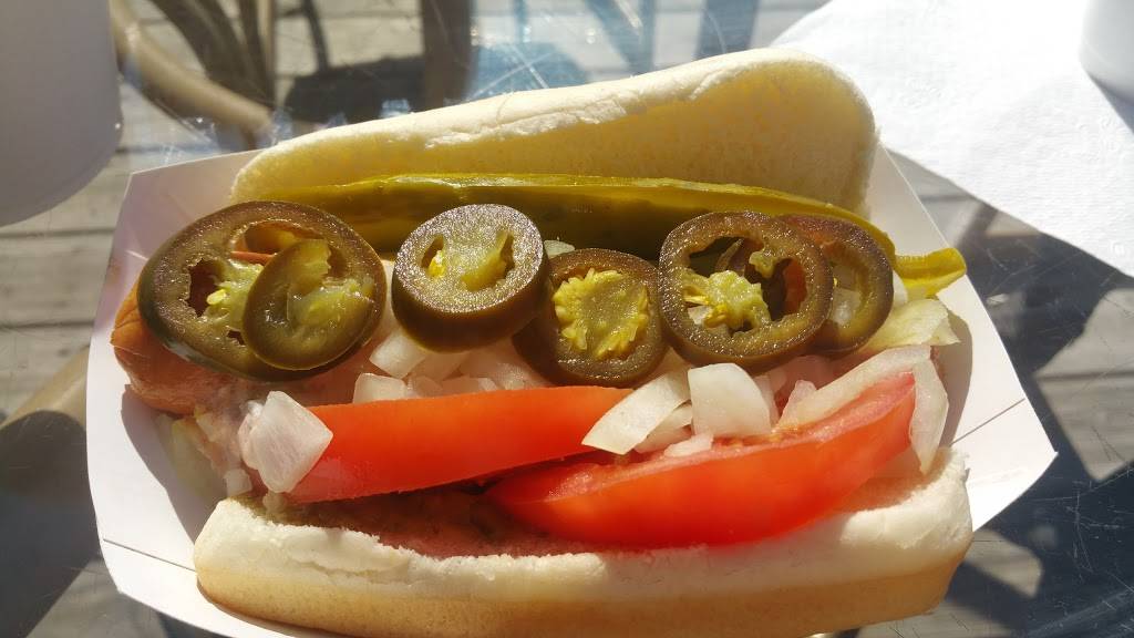 Ole Hitchin Post | restaurant | 109 Center St, Larwill, IN 46764, USA | 2602481270 OR +1 260-248-1270