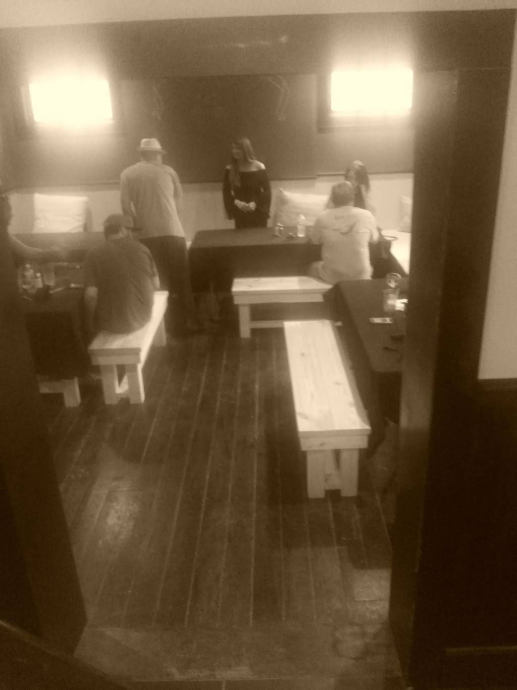 Springfield Carriage | restaurant | 724 E Edwards St, Springfield, IL 62703, USA | 2175721457 OR +1 217-572-1457