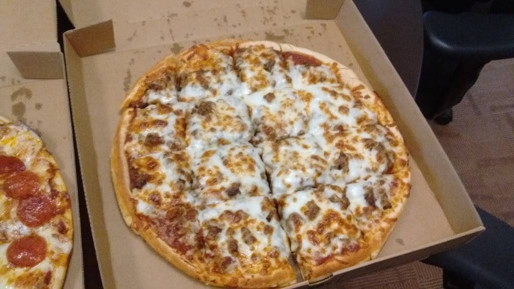 Godfathers Pizza | restaurant | 6851 Broadway, Merrillville, IN 46410, USA | 2197690002 OR +1 219-769-0002