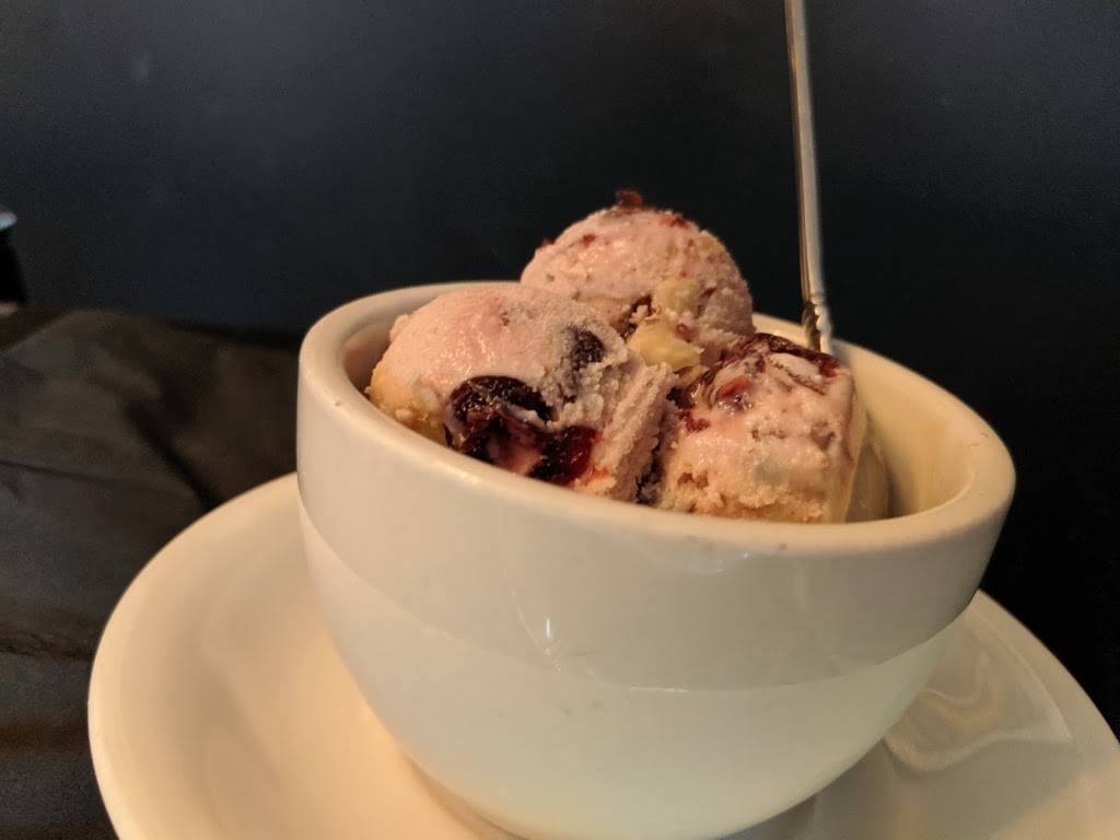 Babes Grill House | restaurant | 312 E Main St, Palmyra, PA 17078, USA | 7178388200 OR +1 717-838-8200