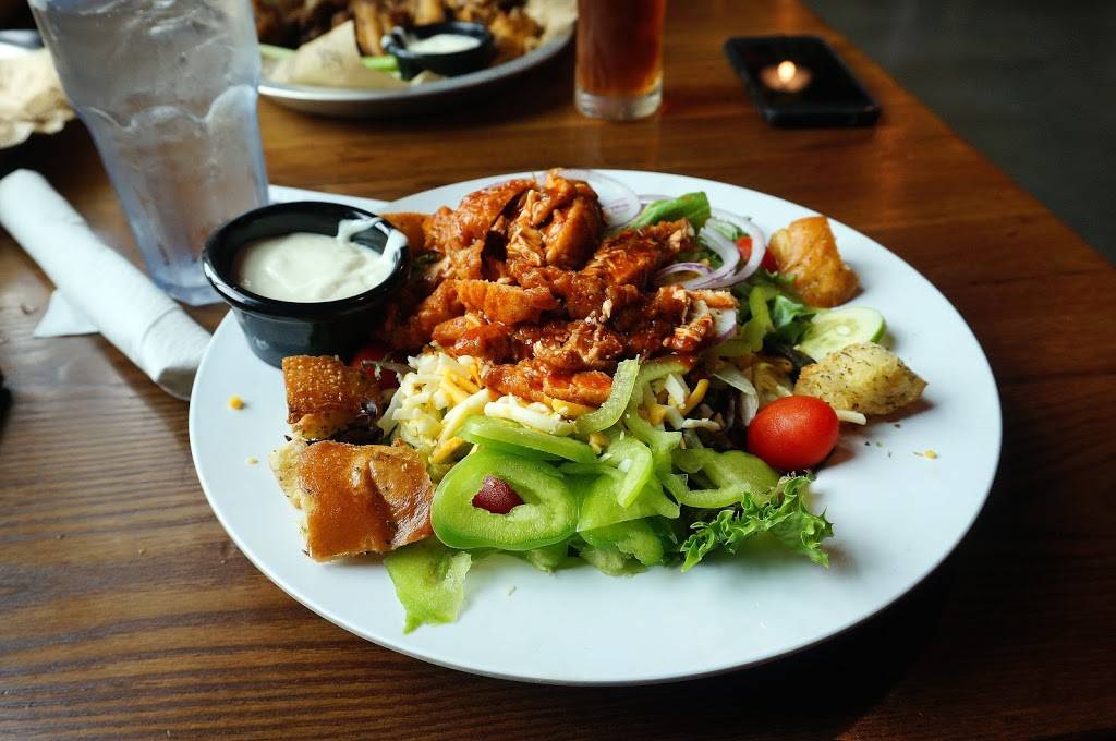 Kickin Chicken | restaurant | 349 W Coleman Blvd, Mt Pleasant, SC 29464, USA | 8438818734 OR +1 843-881-8734