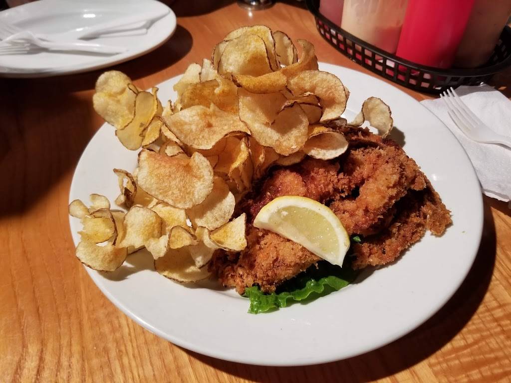 Ikes Famous Crabcakes | restaurant | 1344 Boardwalk, Ocean City, NJ 08226, USA | 6098141700 OR +1 609-814-1700