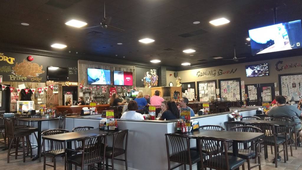 The Fort Fun Centre | restaurant | 689 Texas Rd, Amherstburg, ON N9V 3R3, Canada | 5197364382 OR +1 519-736-4382