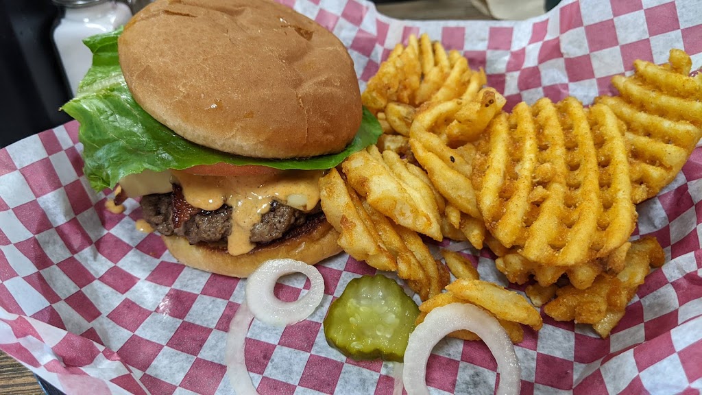 Stagecoach | restaurant | 501 S Douglas Hwy, Gillette, WY 82716, USA | 3072577700 OR +1 307-257-7700