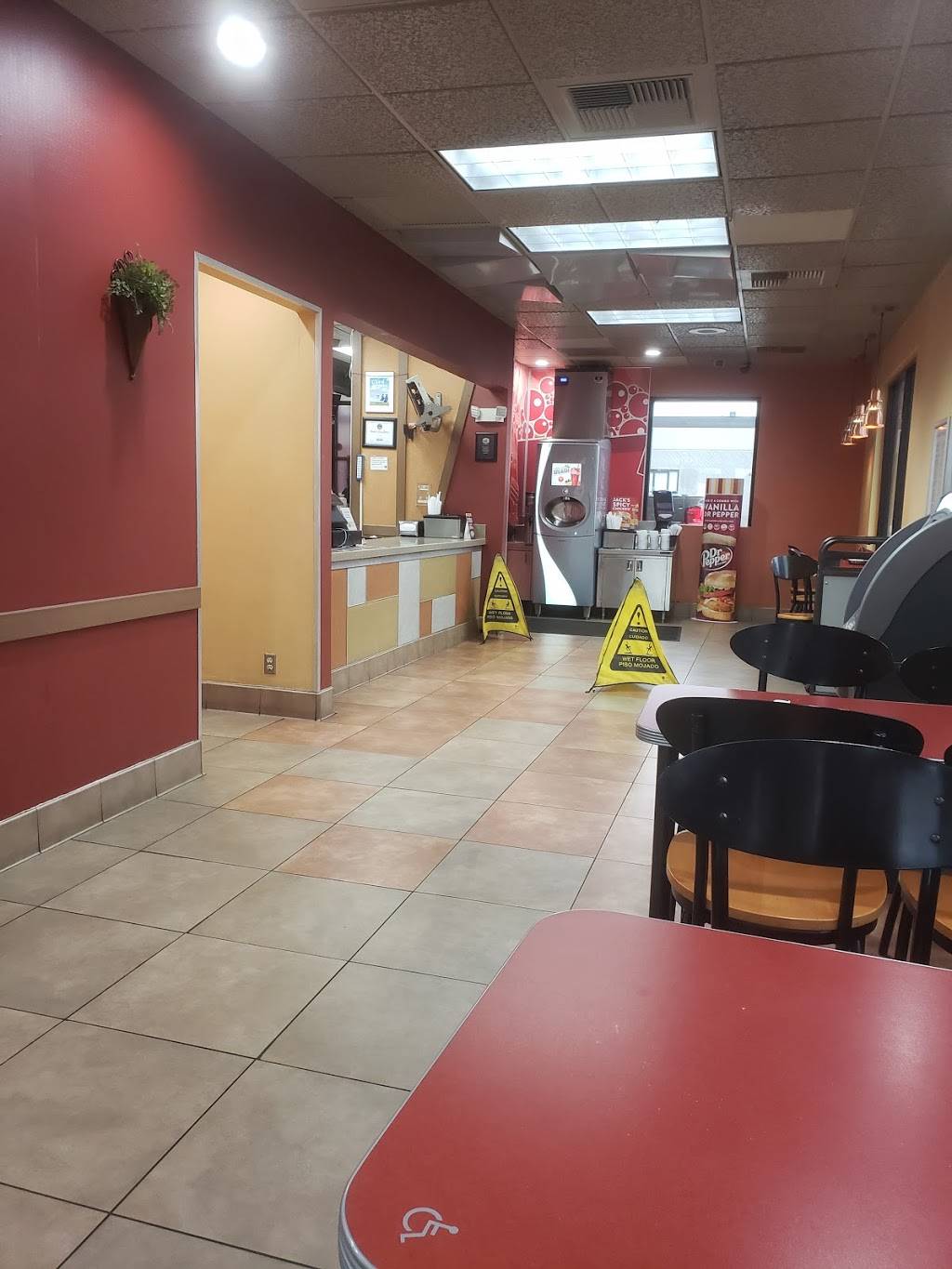 Jack in the Box | restaurant | 439 E Imperial Hwy, Fullerton, CA 92835, USA | 7148711926 OR +1 714-871-1926